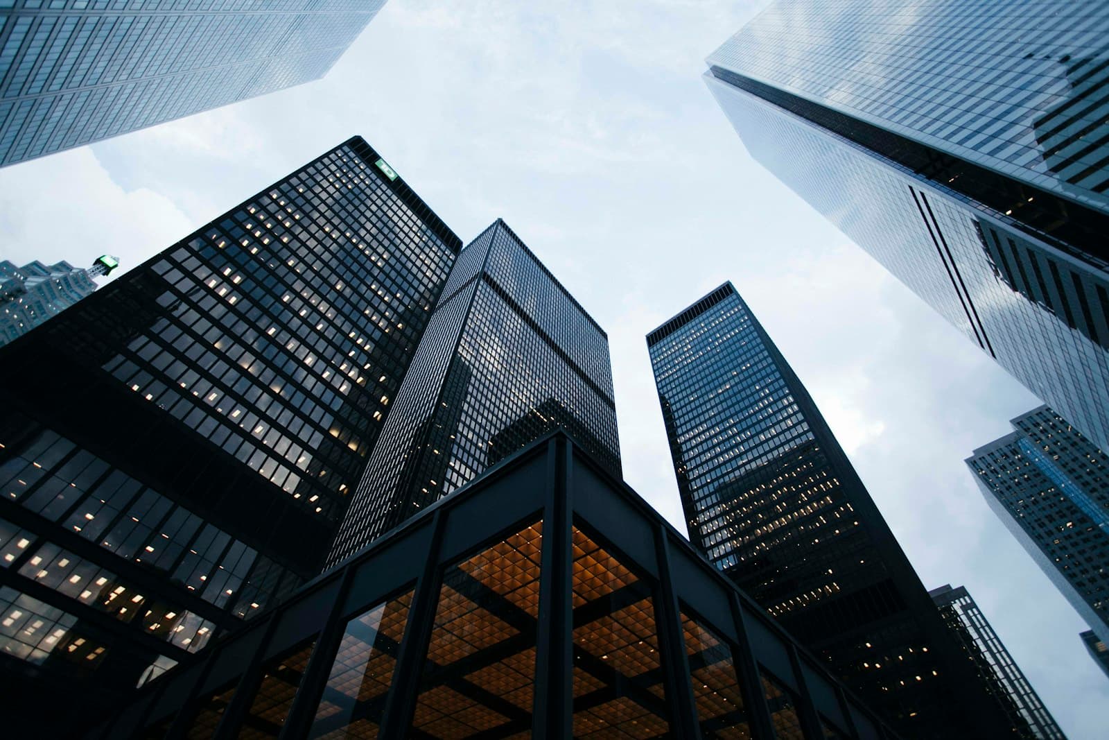AI Lead Nurturing System Converts 43% More Leads for Dubai Real Estate Firm