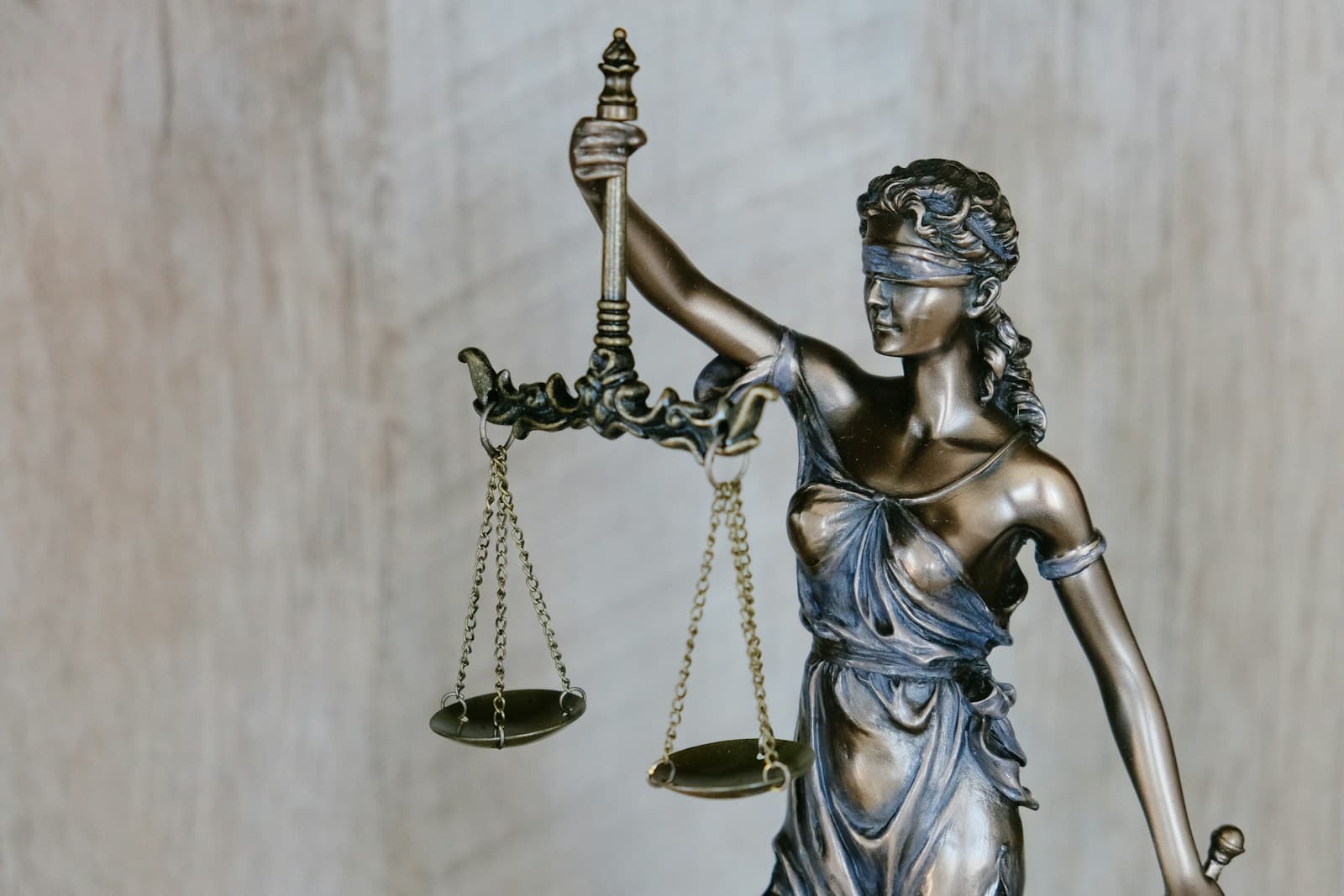 AI Contract Review System Saves 40 Hours Per Week for Mid-Market Law Firm